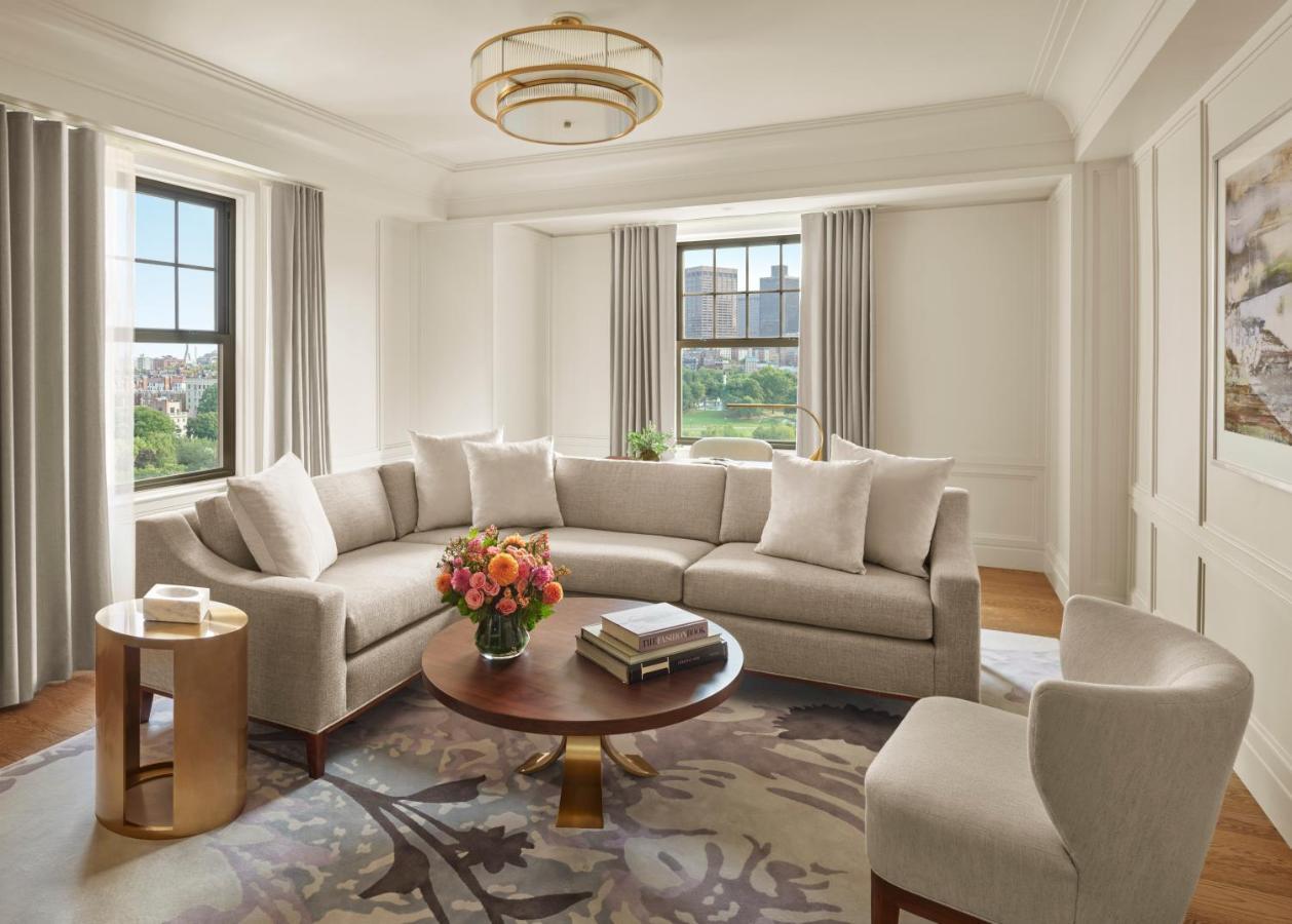 Hotel The Newbury Boston Exterior foto A living room