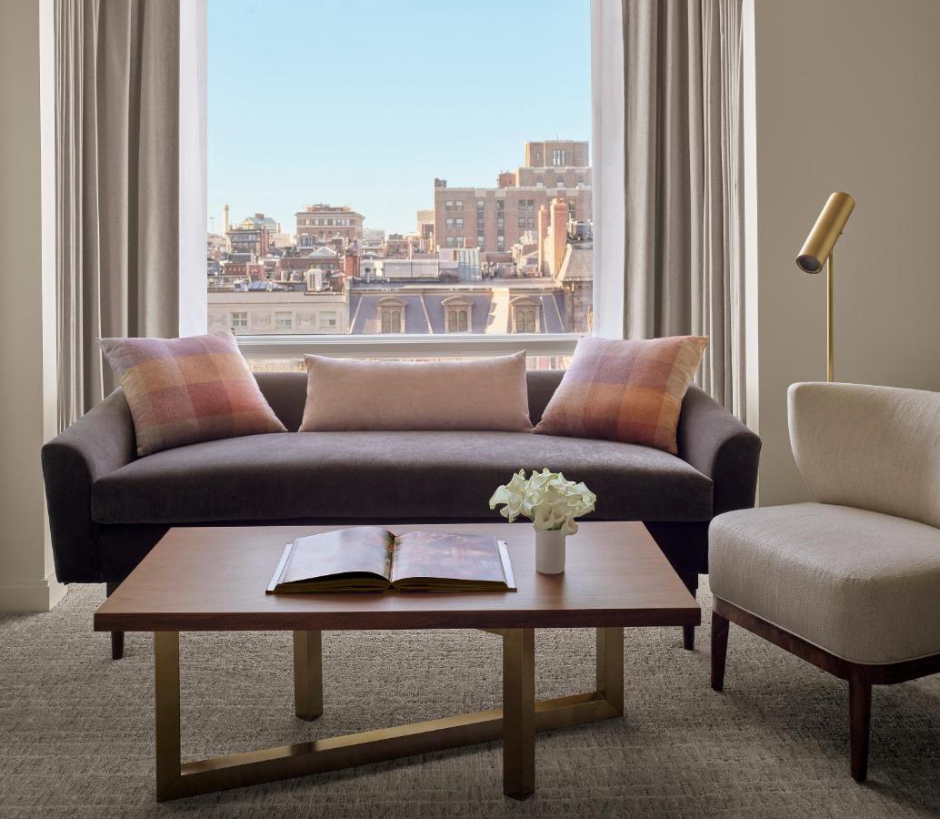 Hotel The Newbury Boston Exterior foto A living room